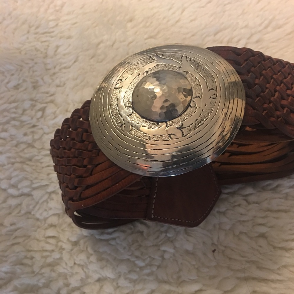 Chico’s Brown leather belt